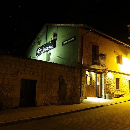 La Casona Del Herrero Navaleno Exterior foto