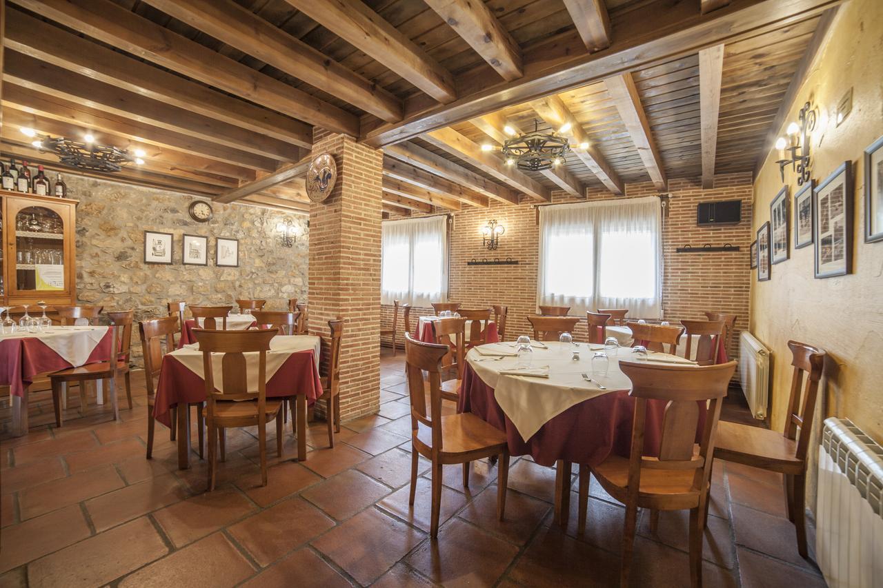 La Casona Del Herrero Navaleno Exterior foto